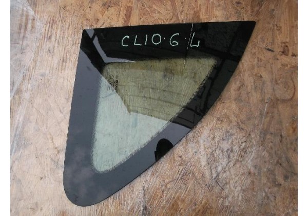 скло ліве задне Renault Clio III, універсал